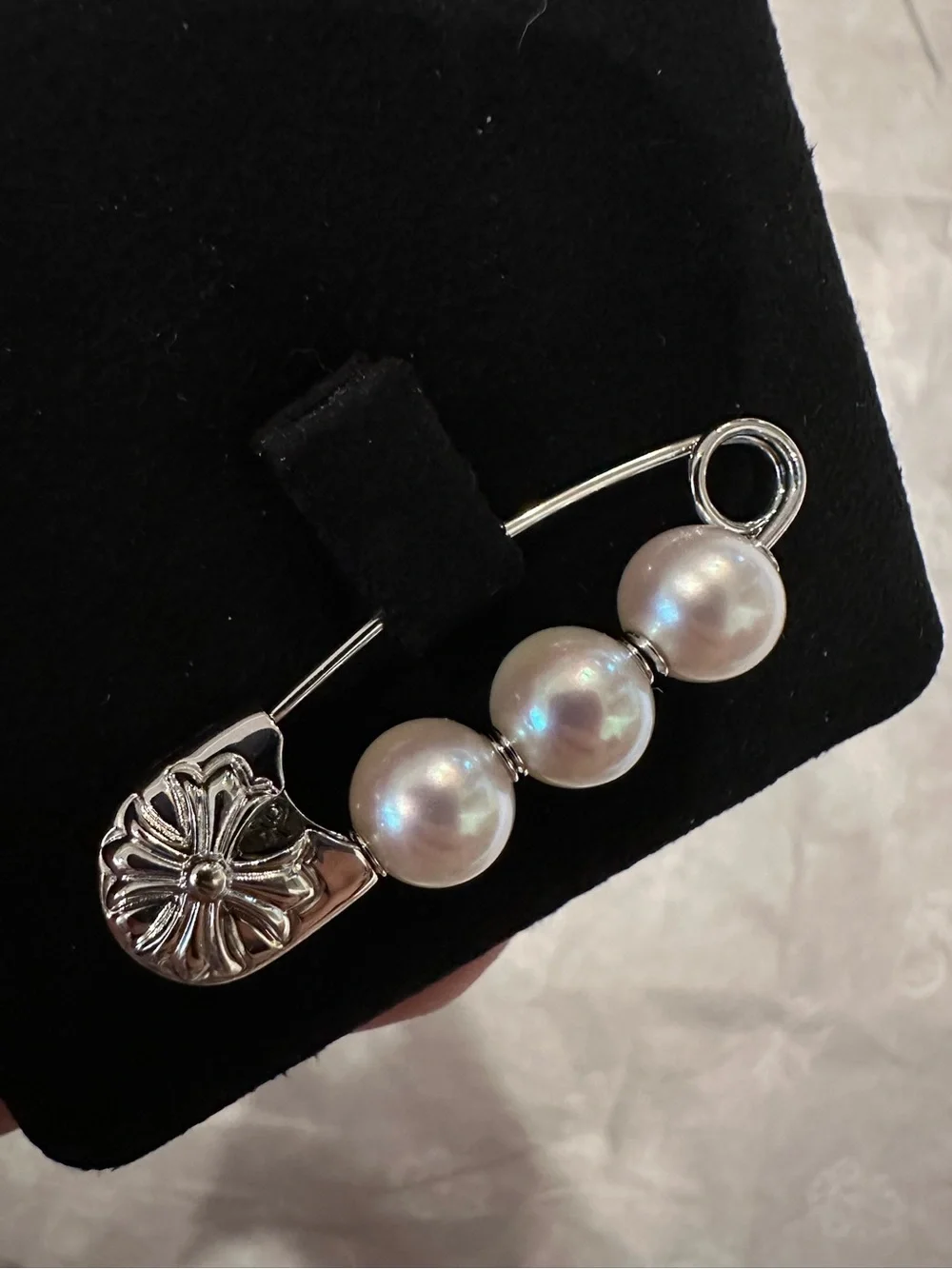 Chrome Hearts X Mikimoto 18K White Gold Diamond Pearl Safety Pin